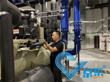 中央空調(diào)不制冷換氟利昂 壓縮機(jī)故障維修 專業(yè)團(tuán)隊上門檢測